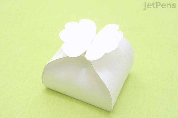 Kuretake Gift Box Template - Butterfly & Square - JetPens.com