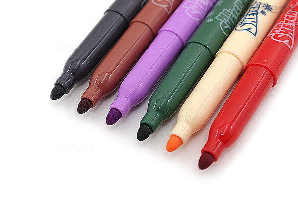 These water-based Mr. Sketch markers feature vivid and bright colors, and  fun scents!