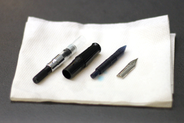 How to Clean a Fountain Pen - JetPens.com