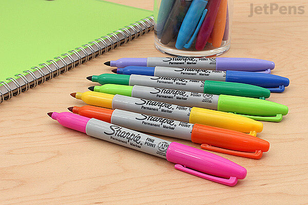 Sharpie Permanent Marker, Retractable, Fine Point, Black, Pens, Pencils &  Markers