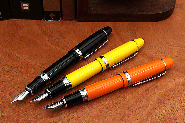 Sanders Moeras Reizen Jinhao 159 Fountain Pen - Medium Nib - Orange | JetPens