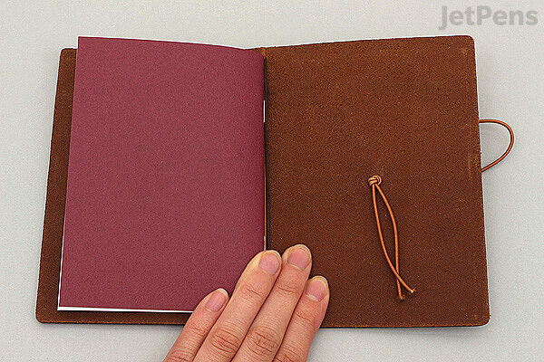 トラベラーズカンパニー Traveler's Notebook, Passport Size, Limited Edition, Card  Included, Camel 91209660