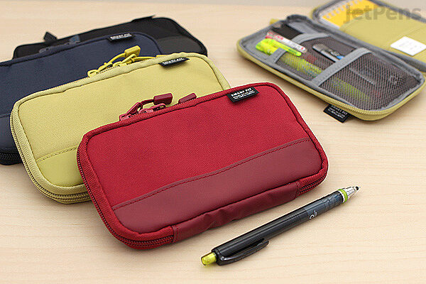 Smart Fit Single Zip Compact Pencil Case Red