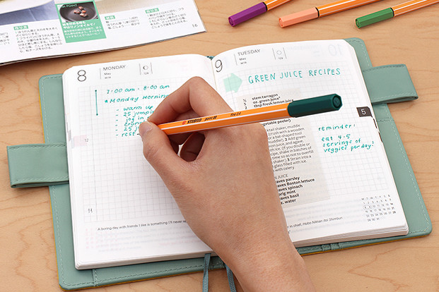 Guide to the Hobonichi Techo Planner | JetPens