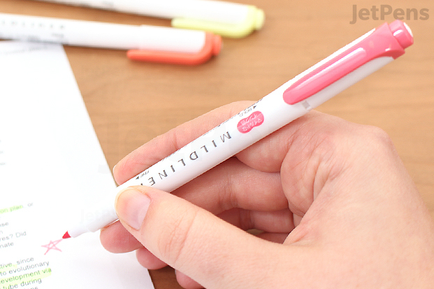 Mildliners use soft, pleasant colors.