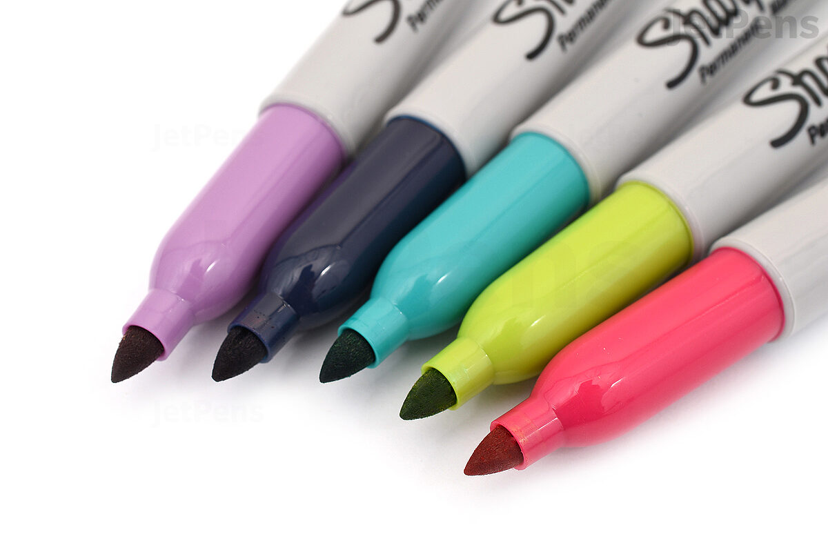 SHARPIE Cosmic Color Permanent Marker Assorted with Fine Tip for Precise  Writing, Suitable for Multipurpose Usage, Smudge Free, Office Stationery  Items