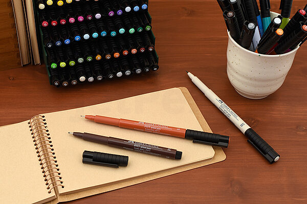 Faber-Castell PITT Artist Pen - Black - Set of 4 Fineliner (XS, S, F, M)