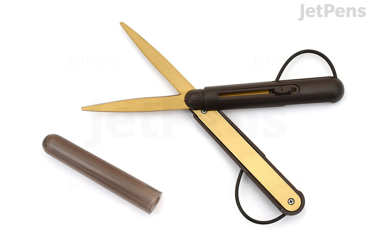 Free: ~ Mini-mates The Traveling Desk Set kit - scissors, stapler