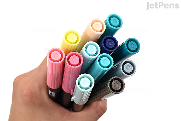 Putwo Dual Brush Pens in 12 Colors Brush Markers Paint Markers Paint Pens Watercolor Paint Calligraphy Pens Watercolor Markers for Adults Coloring