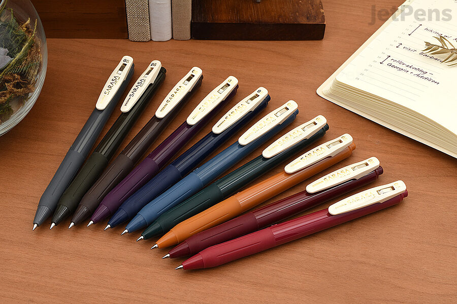 Zebra Sarasa Clip Vintage Gel Pens are available in sets of five.