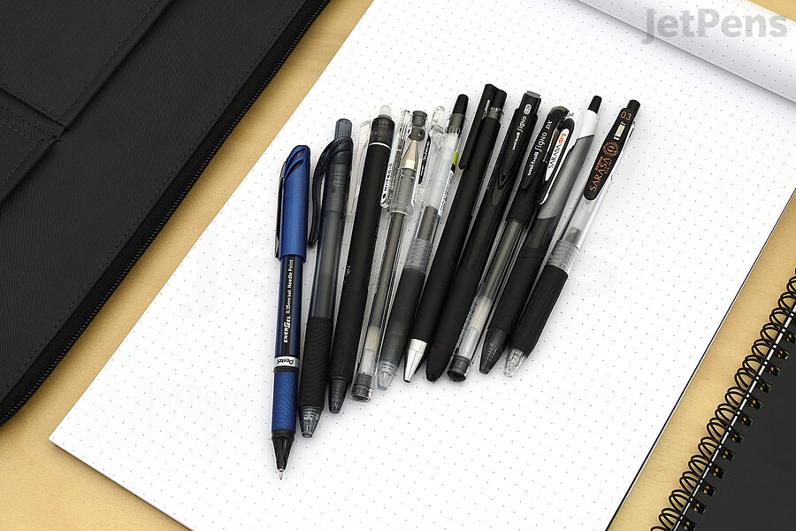 The JetPens Black Gel Pen Samplers allows you to test a selection of gel pens in a variety of tip sizes.