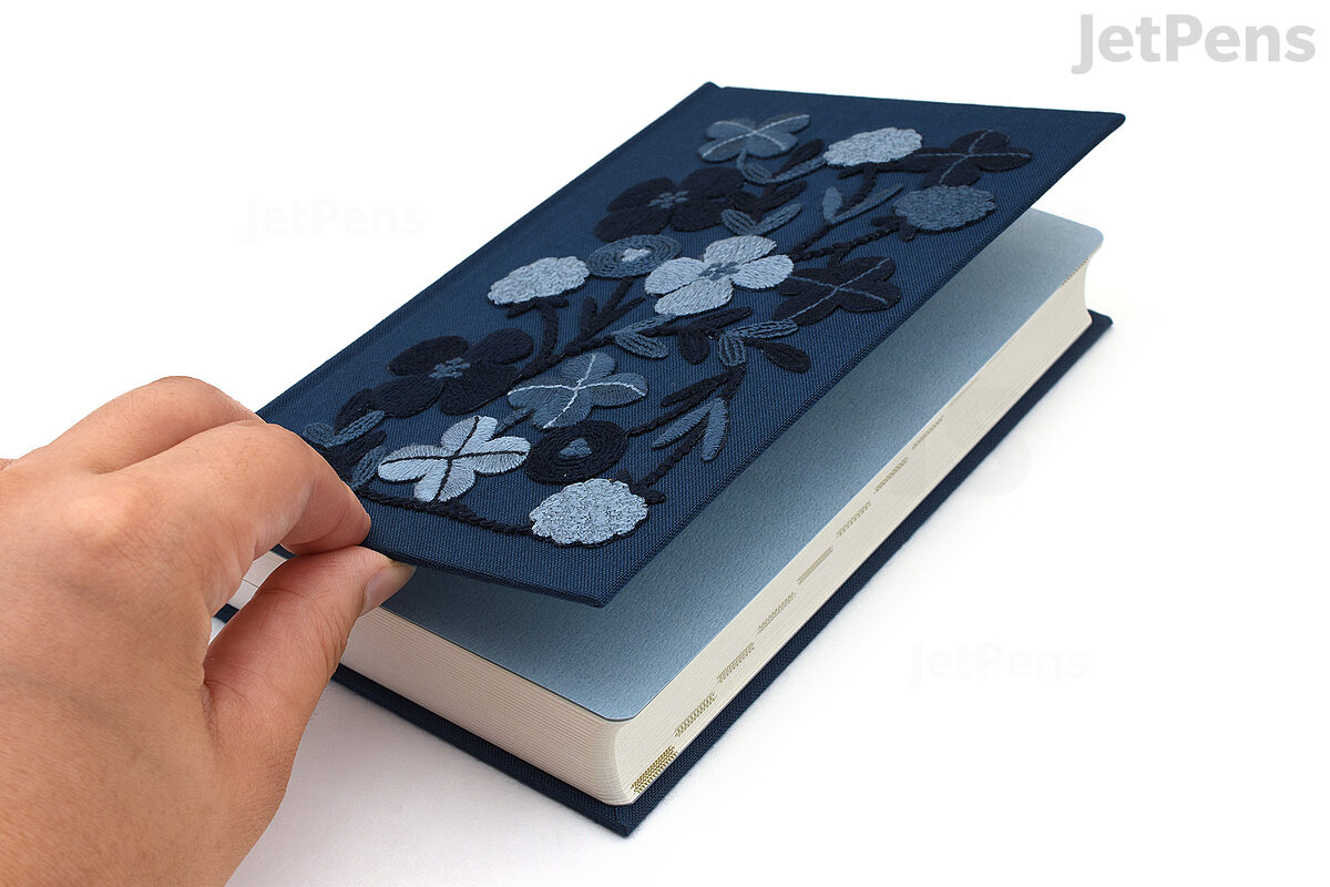 Midori Five Year Diary, Embroidered Navy Blue – St. Louis Art Supply