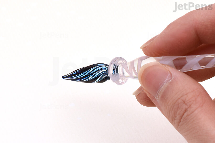 energi favor nuance How to Use a Glass Dip Pen | JetPens