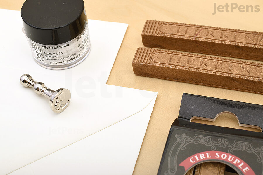 How to Use a Wax Seal - A Simple Step-by-Step Guide