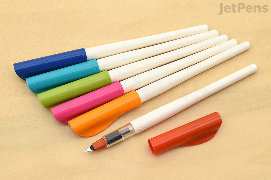 Create crisp italic calligraphy with the Pilot Parallel Pen.