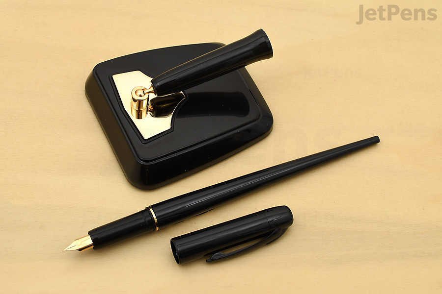 Keep the Platinum Desk Fountain Pen within reach by pairing it with the matching desk stand.