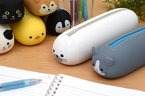 PuniLabo Shiba Dog Lying Pen Stand PuniLabo Shiba Dog Lying Pen Stand