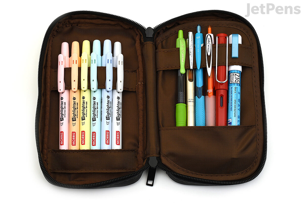 Gourmet Pens: Review and Giveaway: Lihit Lab Teffa Pen Case - Book Style -  Yellow Green