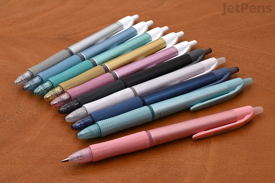 Scrapbook Quick Dry Glue Pen, Glue pens for Crafting, Adhesive Glue Pens  Crafting Fabric Pen Liquid Glue Pen, Portable Button Dispensing Pen, Craft