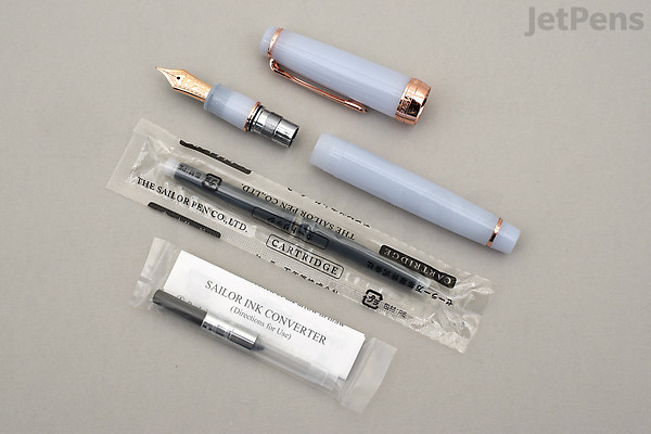 Sailor Pro Gear Fountain Pen - Every Rose Has Its Thorn (Ivory / Rose Gold) - 21k Medium - Limited Edition - SAILOR 11-8674-421 Sailor Pro Gear Fountain Pen - Every Rose Has Its Thorn (Ivory / Rose Gold) - 21k Medium - Limited Edition - SAILOR 11-8674-421