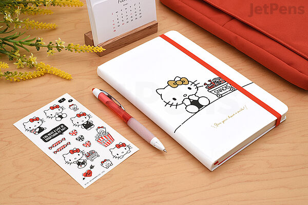Hello Kitty® Sketchbook Set