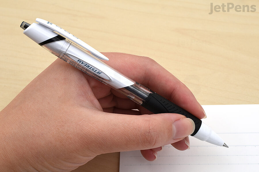 The Uni Jetstream Ballpoint Pen uses a specially formulated low-viscosity ink.