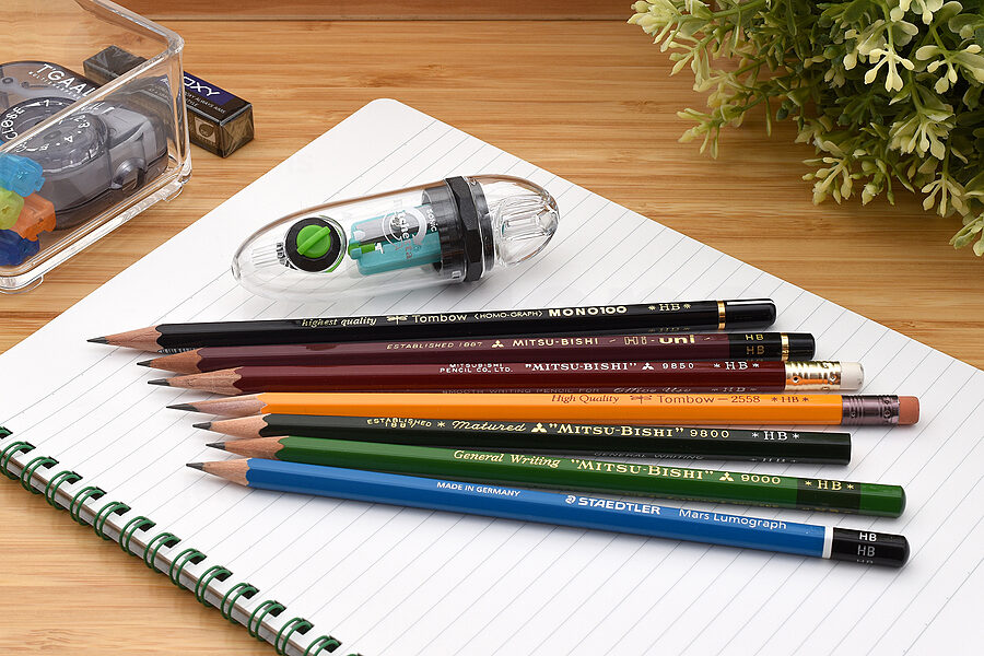 Best Graphite Drawing Pencils - Trembeling Art