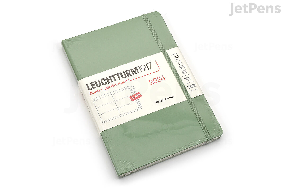 LEUCHTTURM1917 - Daily Planner 2024 with extra booklet, Pocket (A6)  Hardcover, Black (Jan 1 - Dec 31, 2024)