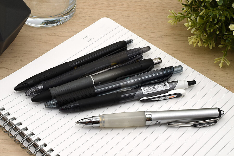 The JetPens Ergonomic Gel Pen Sampler includes a variety of comfortable gel pens.