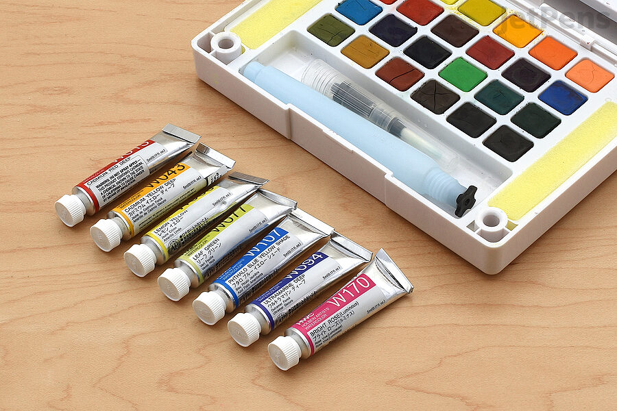 Watercolor paints can come as moist tubes or dry pans.