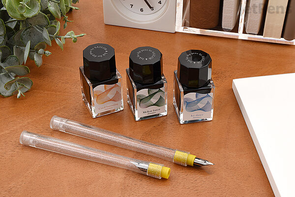 Sailor Dipton + Hocoro Ink & Dip Pen Set - Coral Humming - Fude Nib -  Limited Edition