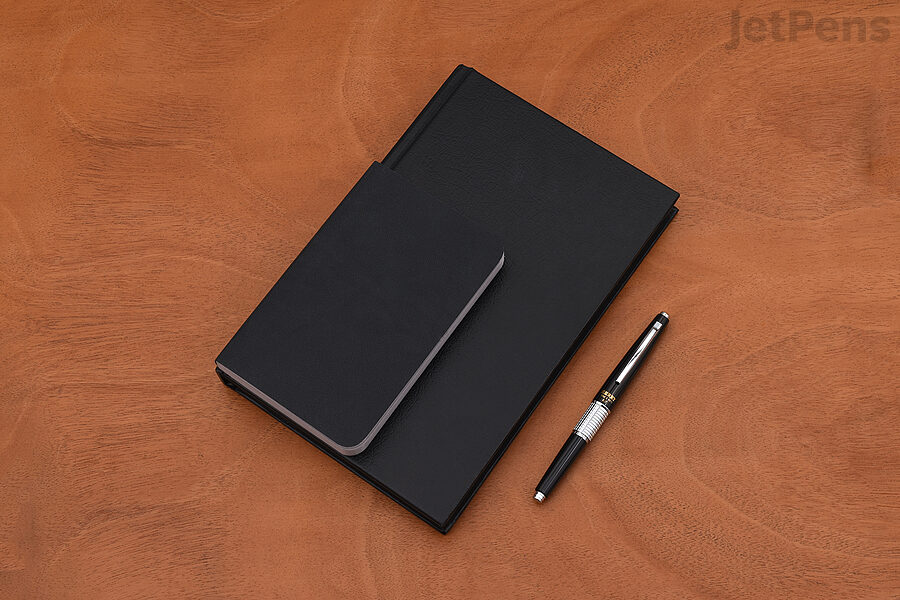 With six different paper types to choose from, the Stillman & Birn Sketchbook lets you pick the paper weight, shade, and surface texture that works best for your art.