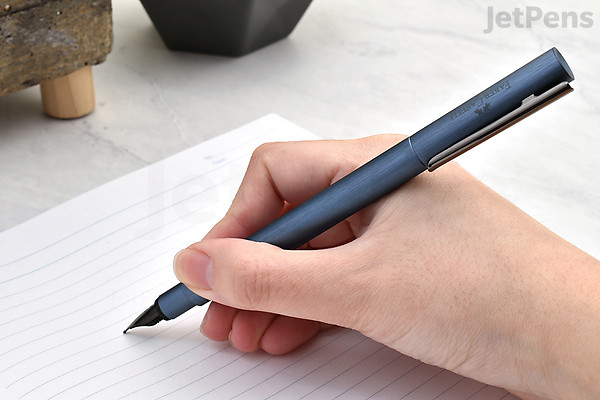 Faber-Castell rollerball - NEO slim - mat zwart rosé goud - FC-343114 Faber-Castell rollerball - NEO slim - mat zwart rosé goud - FC-343114