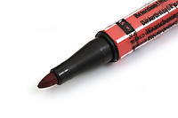 Bullet Tip: A rounded marker tip that produces consistent lines. Many paint markers have broad bullet tips.