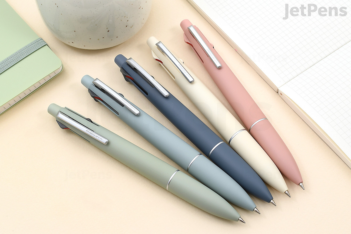 Uni Jetstream Lite Touch Ink 4&1 Multi Pens includes a mechanical pencil component in addition to four Lite Touch ink refills.