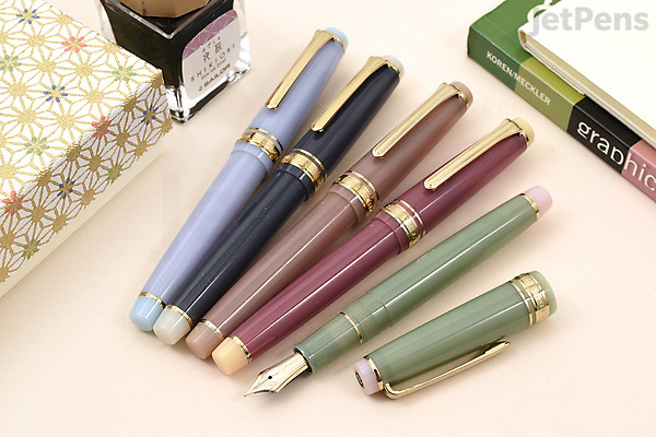 Sailor Pro Gear Slim Fountain Pen Set - Japanese Sweets - Sakuramochi - 14k Fine - Limited Edition - SAILOR 10-2705-260 Sailor Pro Gear Slim Fountain Pen Set - Japanese Sweets - Sakuramochi - 14k Fine - Limited Edition - SAILOR 10-2705-260
