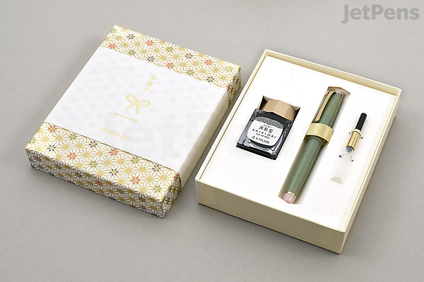 Sailor Pro Gear Slim Fountain Pen Set - Japanese Sweets - Sakuramochi - 14k Fine - Limited Edition - SAILOR 10-2705-260 Sailor Pro Gear Slim Fountain Pen Set - Japanese Sweets - Sakuramochi - 14k Fine - Limited Edition - SAILOR 10-2705-260