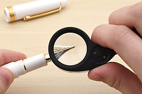 How to Troubleshoot a Fountain Pen How to Troubleshoot a Fountain Pen