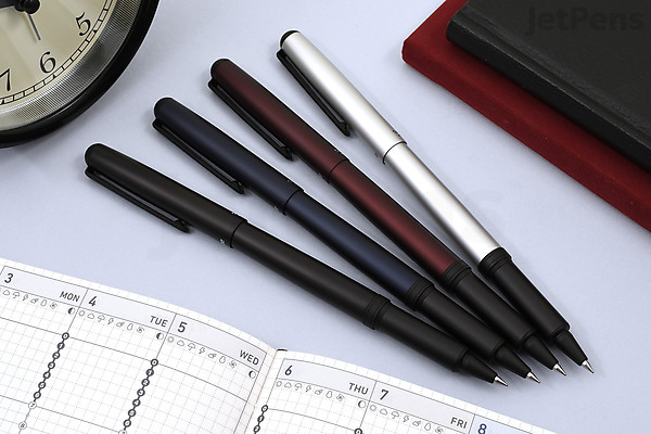 OHTO CR02 Ceramic Rollerball Pen - 0.5 mm - Matte Black | JetPens