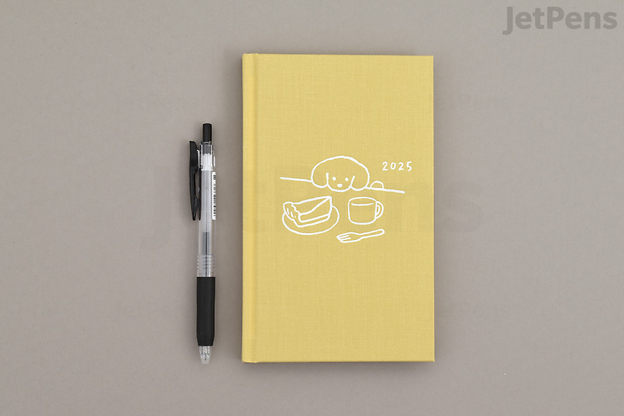 Midori Diary Book size. 2025 version shown. Planner cover design may differ slightly year to year.