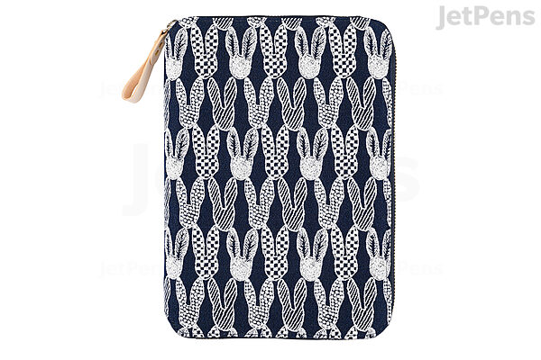 Hobonichi Techo A5 Cousin Cover | minä perhonen: pomppia (Navy) Hobonichi Techo A5 Cousin Cover | minä perhonen: pomppia (Navy)