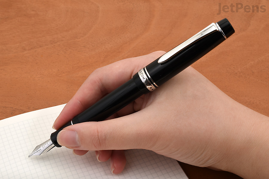 The Pilot Custom Heritage 912 Fountain Pen offers the widest variety of nibs we’ve ever seen.