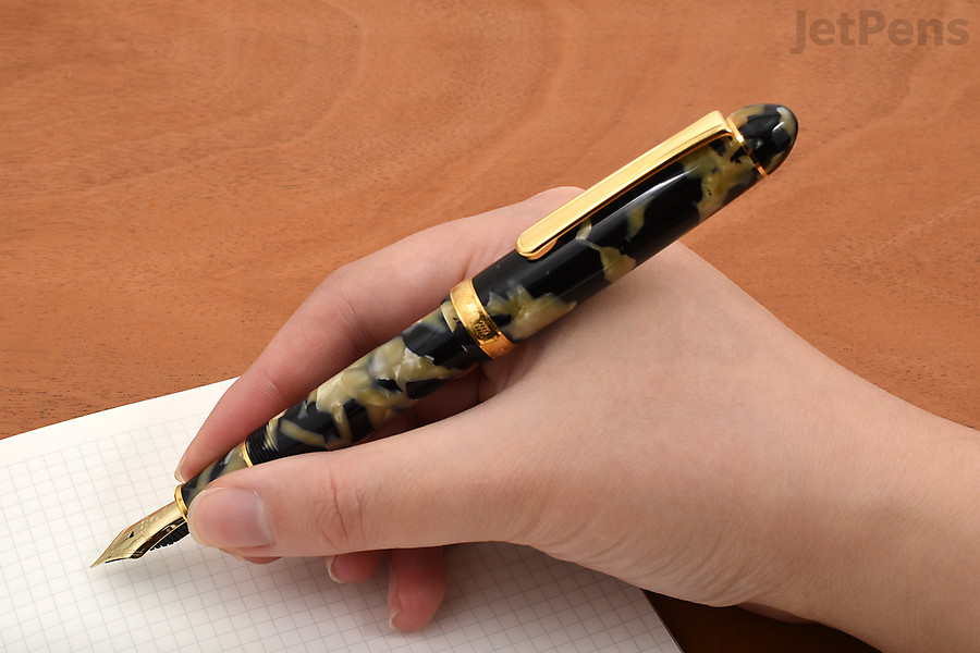The Best Luxury Japanese Fountain Pens | JetPens