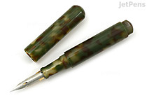 Onishi Seisakusho Dip Pen Holder with Cap - Cellulose Acetate - Matcha Green - G Nib - ONISHI #11 DIP CAP Onishi Seisakusho Dip Pen Holder with Cap - Cellulose Acetate - Matcha Green - G Nib - ONISHI #11 DIP CAP